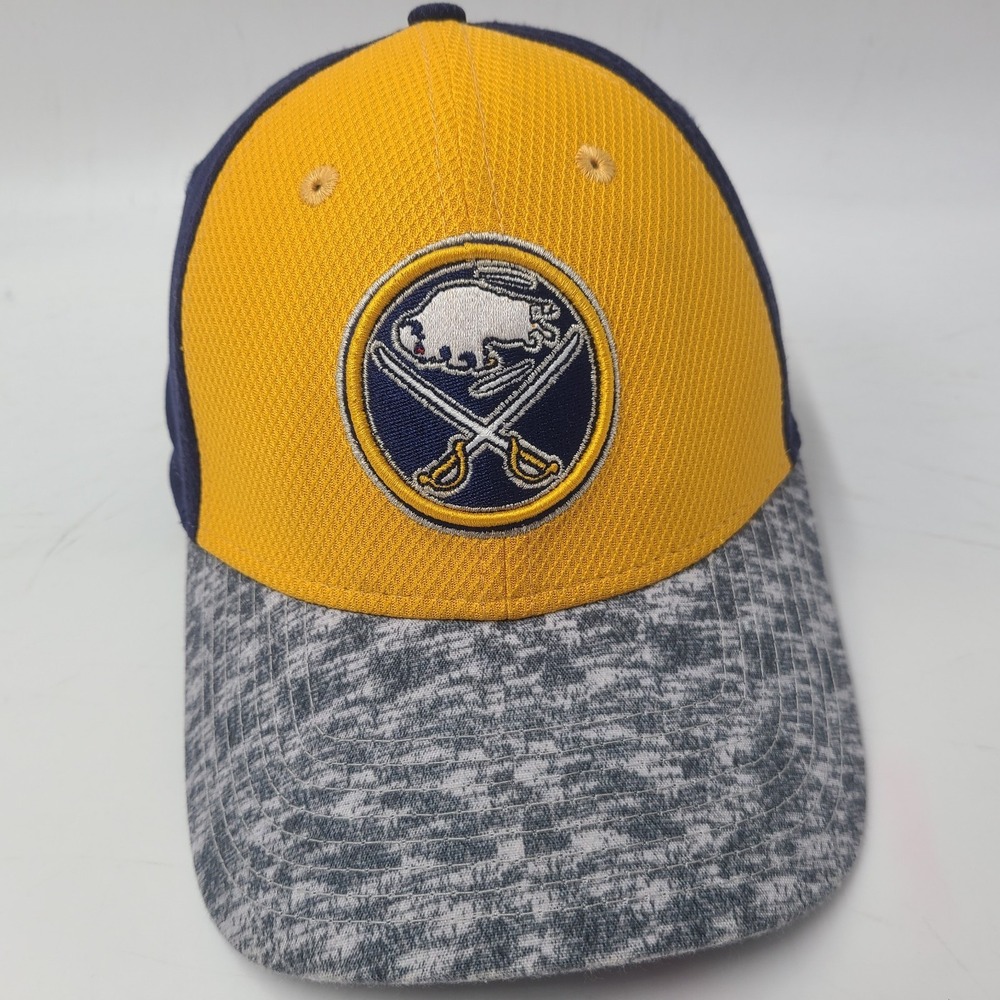 Buffalo Sabres Hat Fitted M-L New Era 39Thirty Yellow Gray Blue NHL Hockey Flex